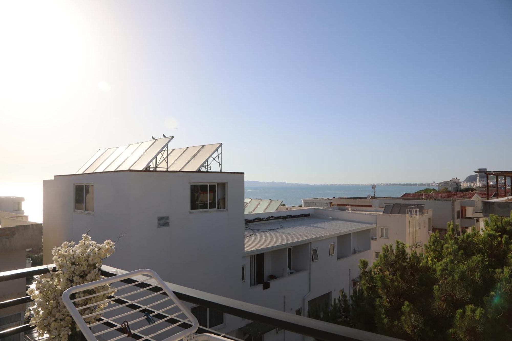 Sea View Apartments Golem  Eksteriør bilde